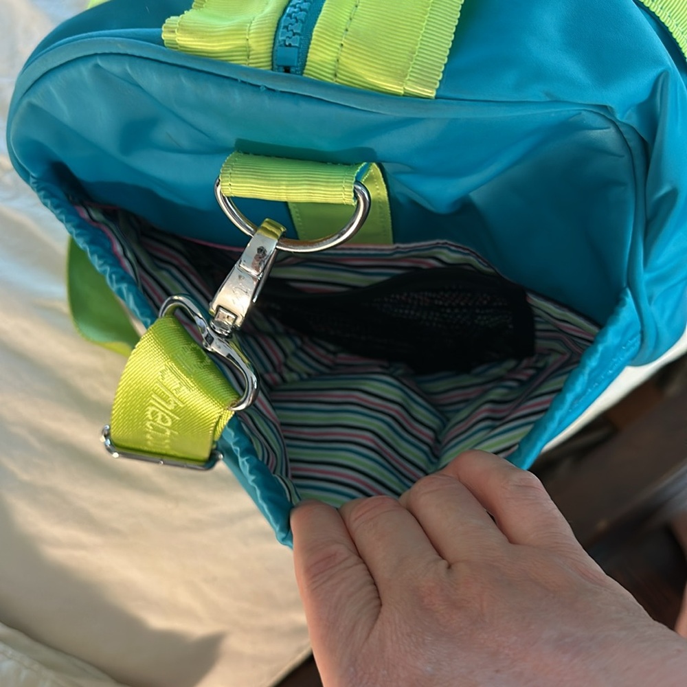 Ivivva by Lululemon Teal and Neon Yellow Travel/Tote  Bag - Picture 14 of 14